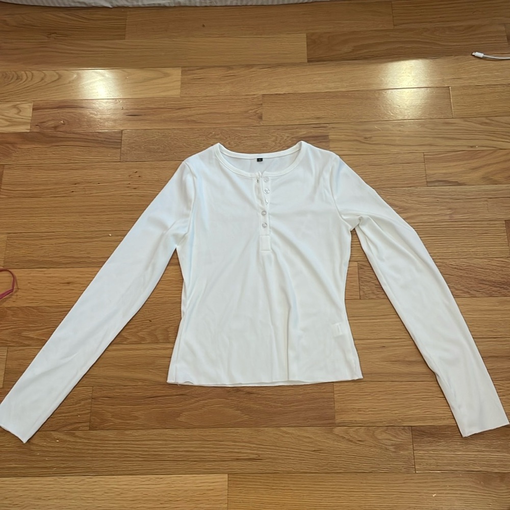 White ribbed shirt